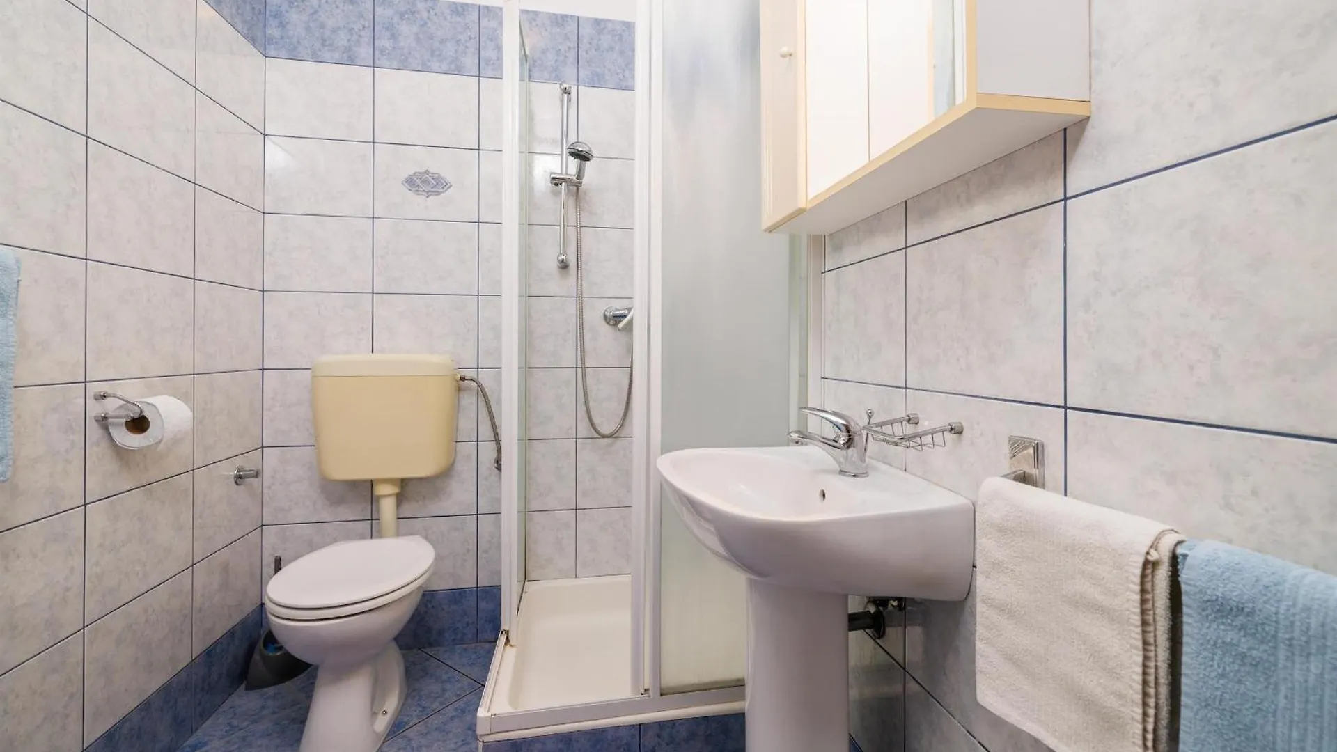 Apartment Julija Povile